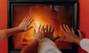 How to Clean a Fireplace Glass